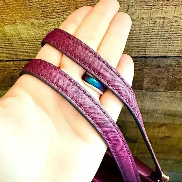 Micheal Kors Plum Jet Set Saffiano Leather Tote - Picture 11 of 16